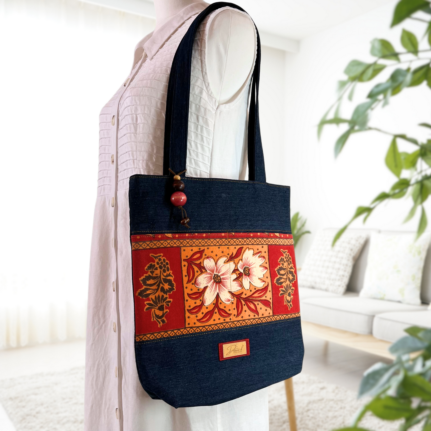 Tote Bag - Magnetic Clip Top - Vintage Blaze