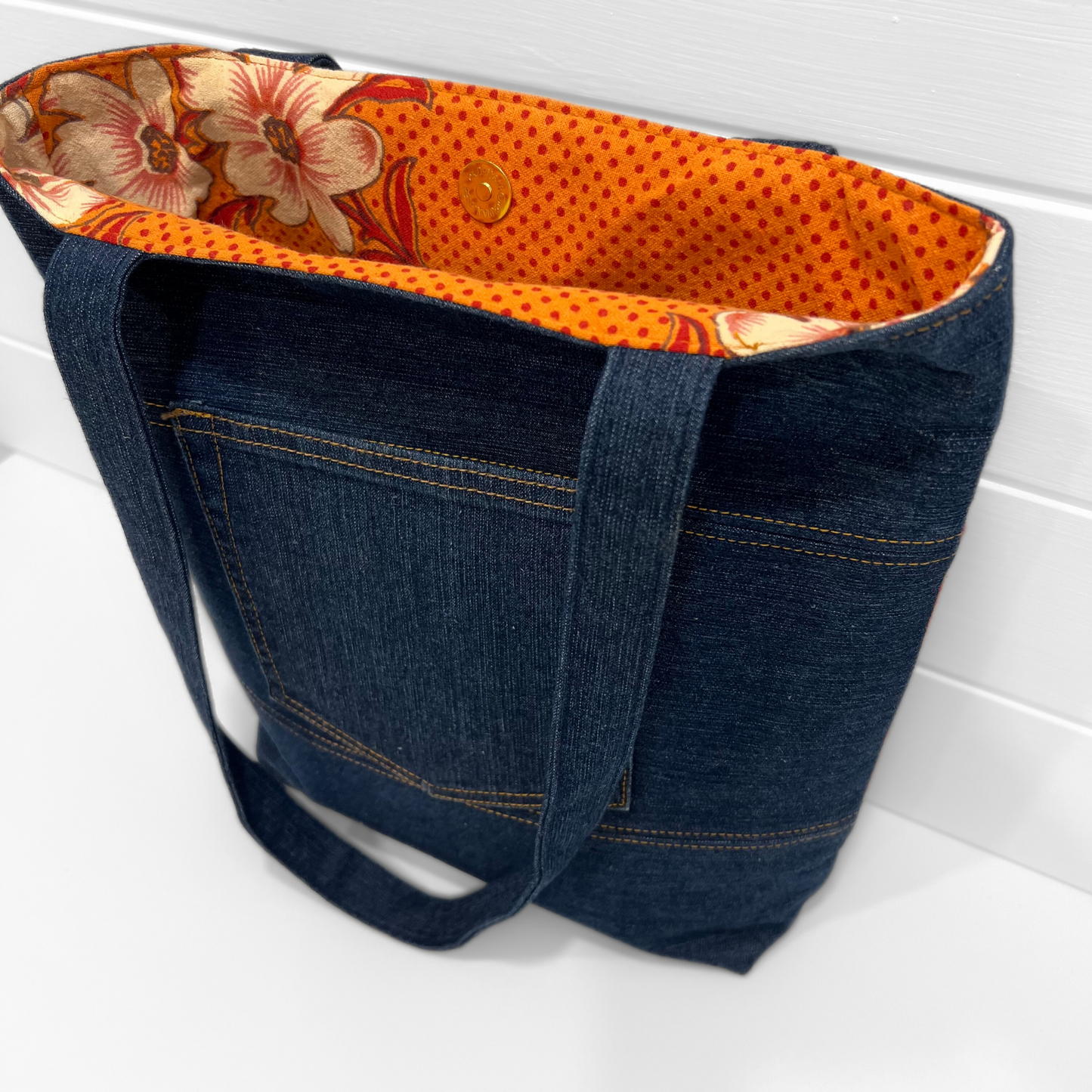 Tote Bag - Magnetic Clip Top - Vintage Blaze