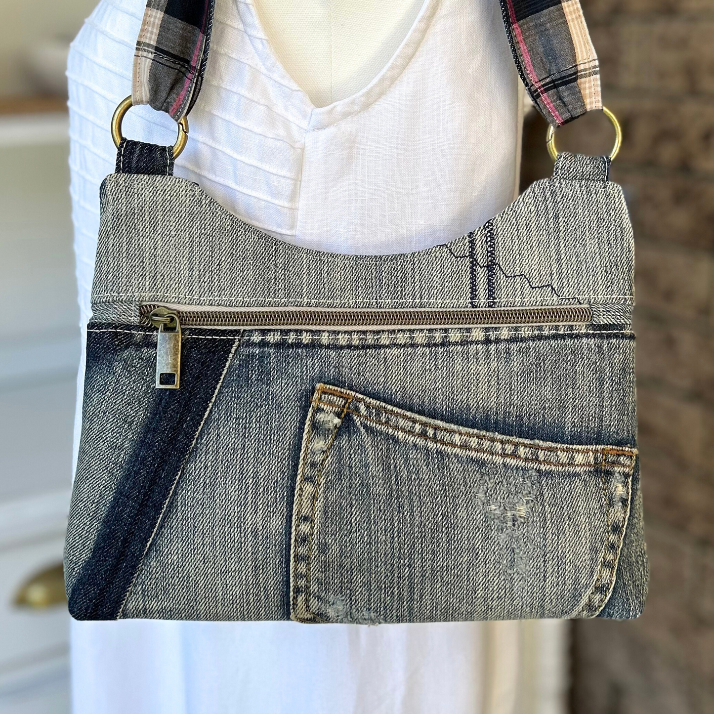 Signature Bag - Distressed Sparkle Duo