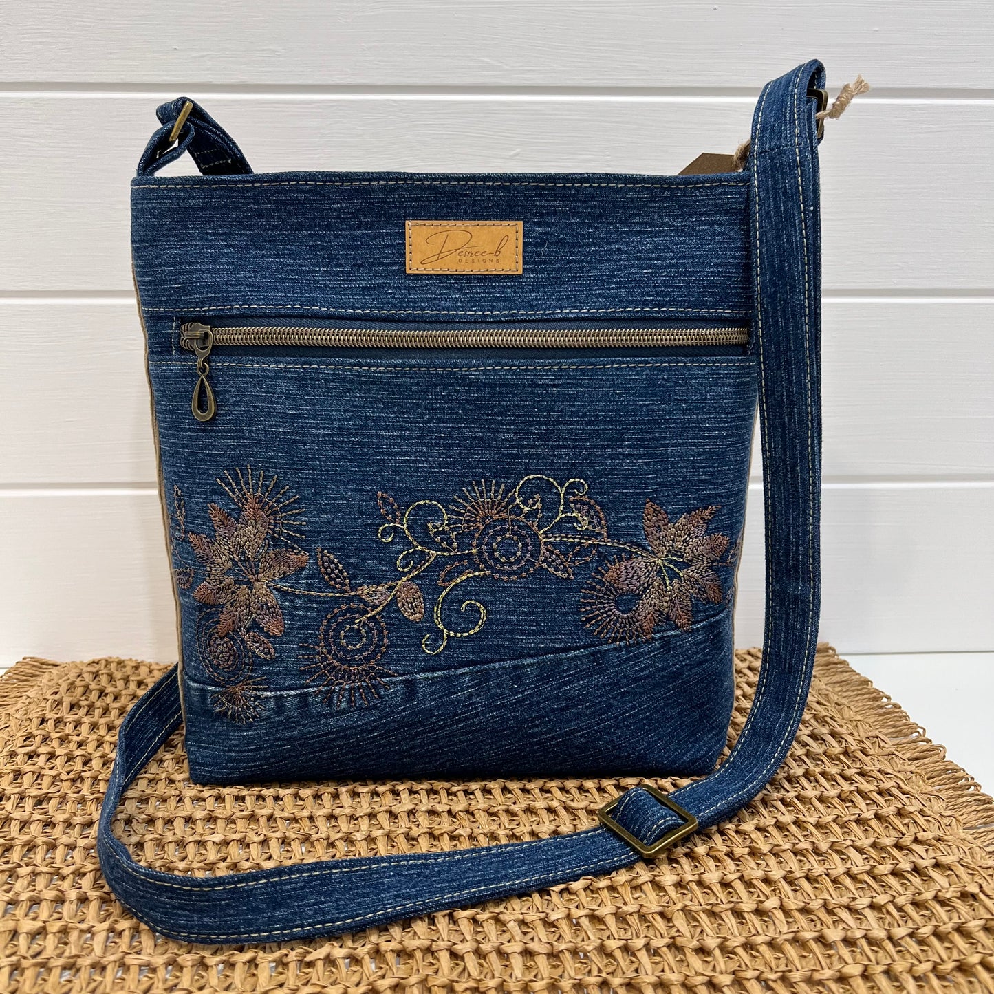 Carry-all Crossbody Bag - Rusty Flowers